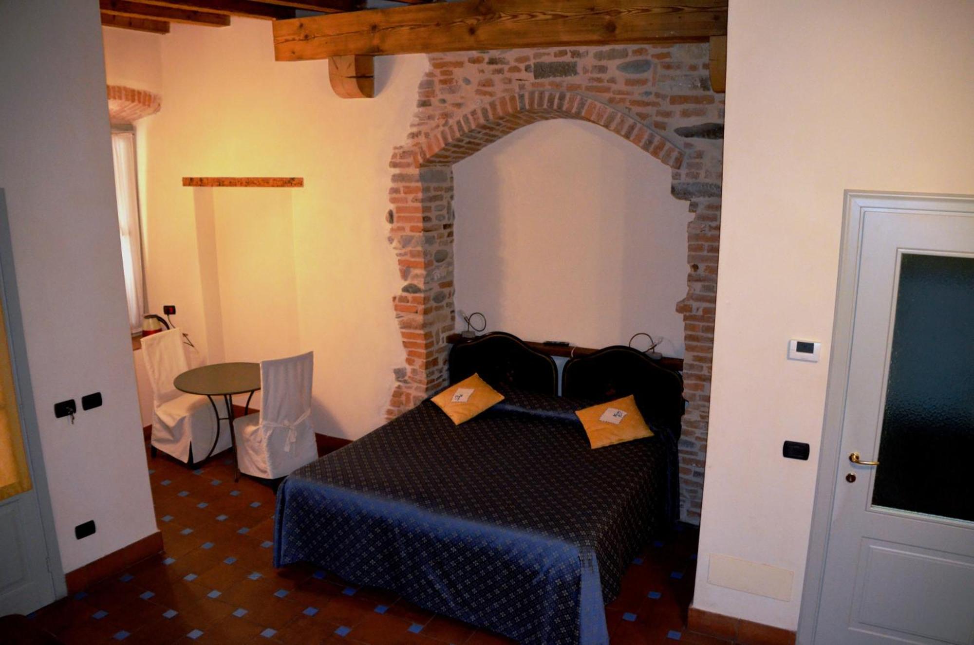 Angolo Del Poeta Bergamo Room photo