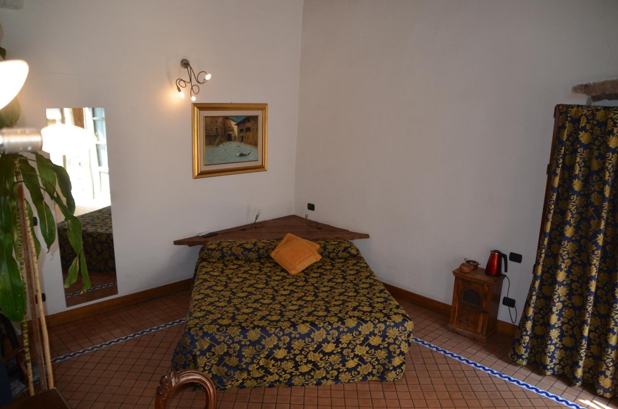 Angolo Del Poeta Bergamo Room photo