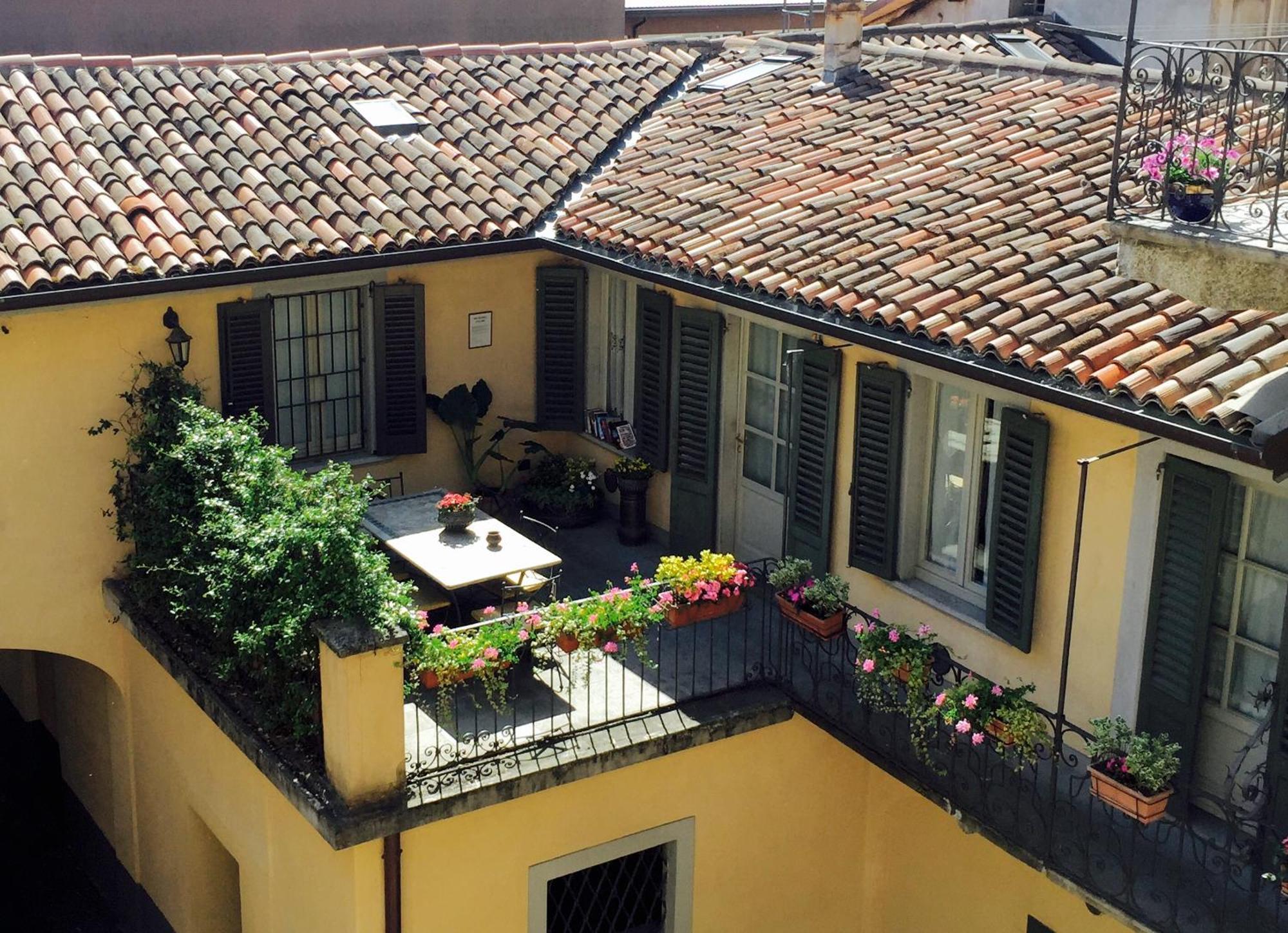Angolo Del Poeta Bergamo Exterior photo