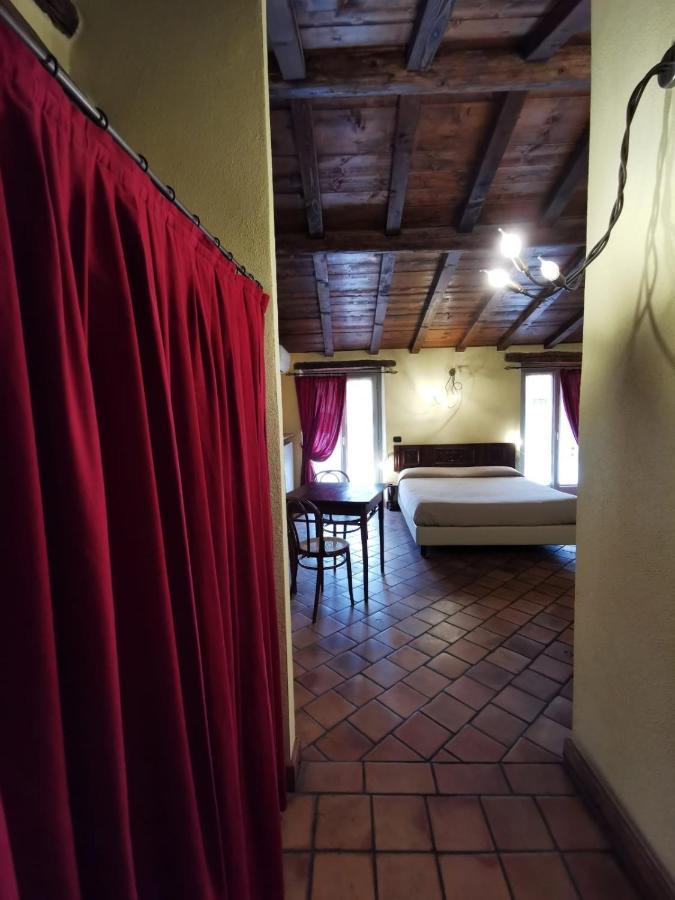 Angolo Del Poeta Bergamo Exterior photo